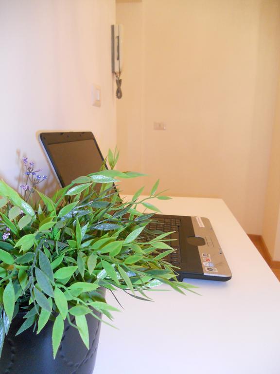Vieniaroma Apartment Luaran gambar
